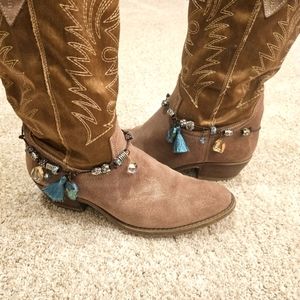 Boot JEWELRY Sparkly Crystal Tassle on Leather Boot Bracelet Anklet